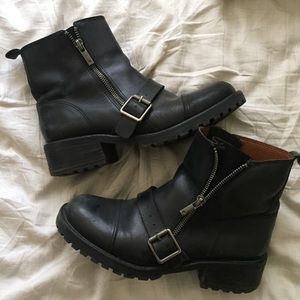 Beautiful Lucky Brand Buckle Boots